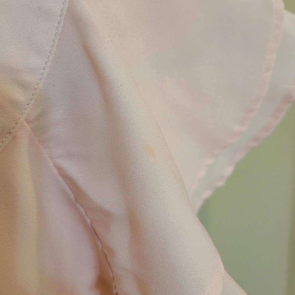 Hello Miss Light Pink Women's Short sleeve Keyhole Flowy top Medium - Picture 6 of 6